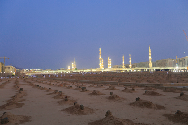 Jannat Al-Baqi (Jardim de Baqi) é um cemitério em Medina, Arábia Saudita, localizado a sudeste do Masjid Al-Nabawi (Mesquita do Profeta). - Foto, Imagem