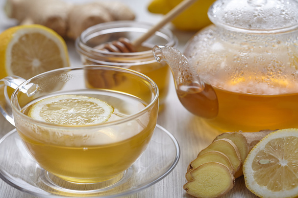 Cup of lemon and ginger tea - Foto, immagini