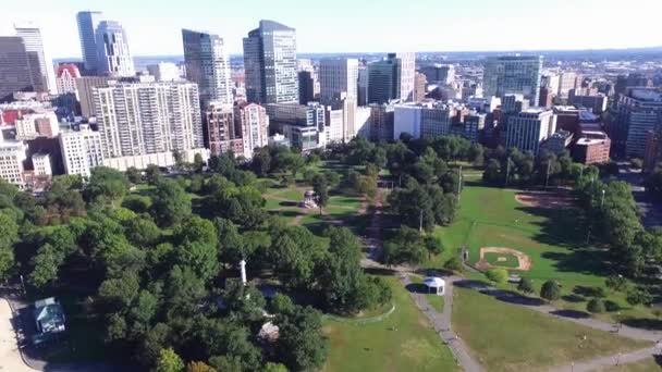 Aerial shot of Boston Common park, United States - Záběry, video