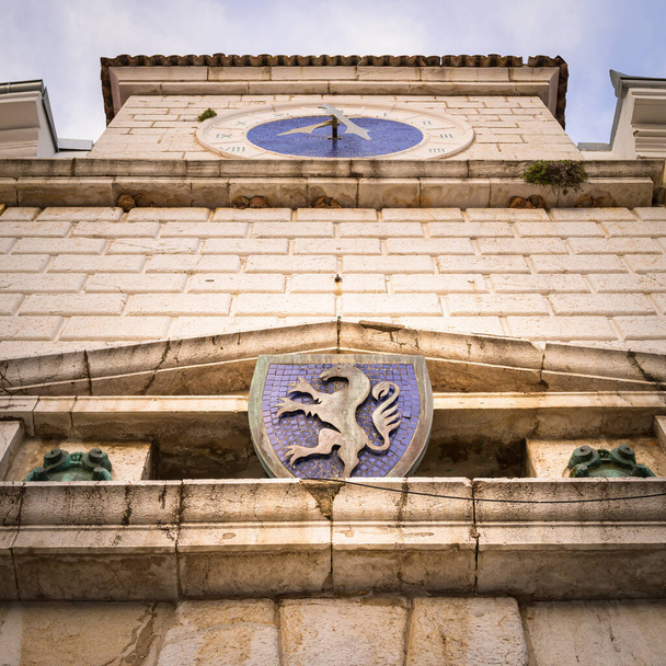 Details of the old city gate in Cres (Croatia) - Fotoğraf, Görsel
