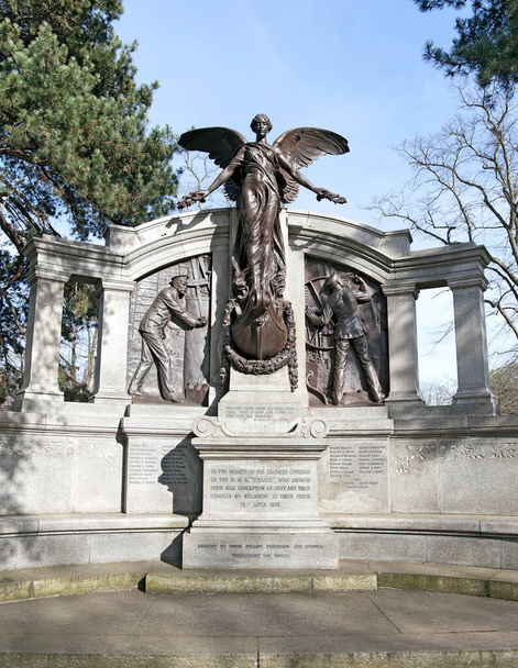 The Titanic Engineers Memorial in Southampton, UK. The Titanic sank on it's maiden voyage from Southampton to New York, April 15th 1912. 2012 marks the centenary of the event. - Photo, image