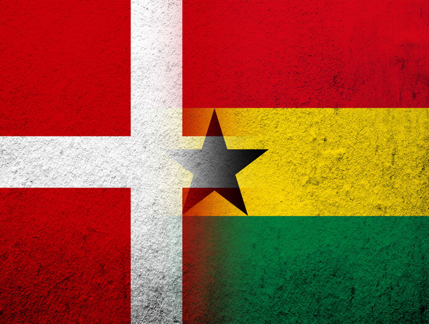the Kingdom of Denmark National flag with The Republic of Ghana National flag. Grunge Background - Foto, Bild