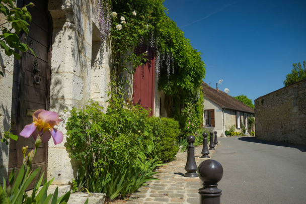 Street view on the medieval city of Provins which owned to the world heritage of UNESCO - Φωτογραφία, εικόνα