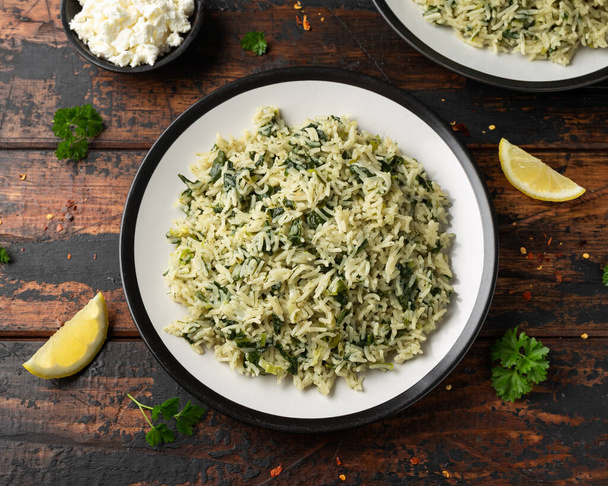 Spanakorizo, greek spinach rice. Healthy vegetarian food. - Foto, Imagem