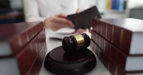 Bankruptcy judgment and empty wallet. Debt collection through courts - Felvétel, videó