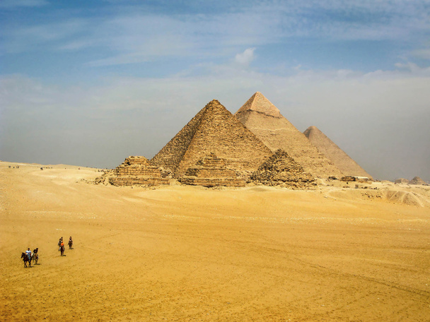 Giza Piramitleri, Kahire, Mısır - Fotoğraf, Görsel