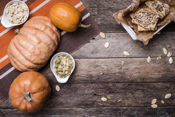 Pumpkins with cookies and seeds - Foto, immagini