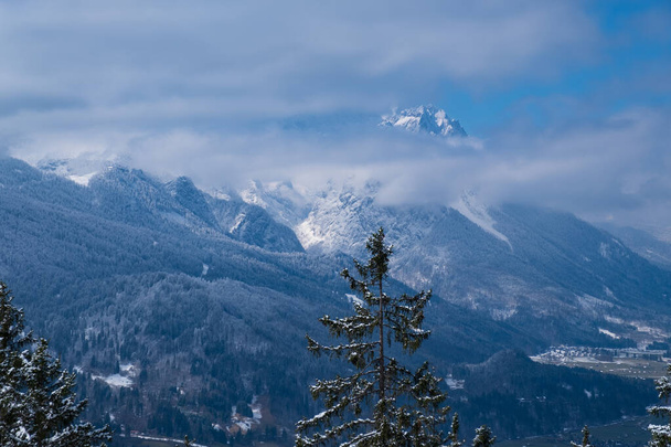 Landscape with snow near Garmisch-Partenkirchen in Bavaria in springtime - Фото, изображение