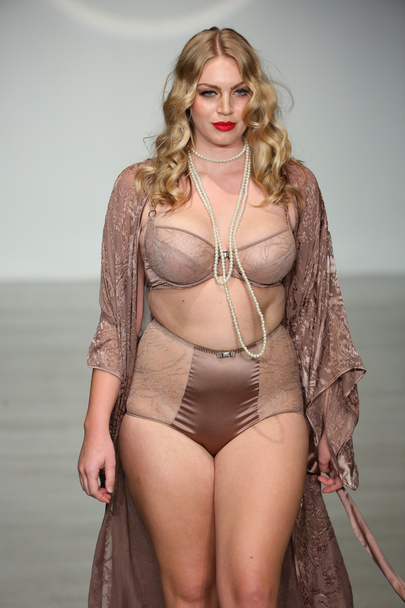 Finale Runway Show during Lingerie Fashion week - 写真・画像