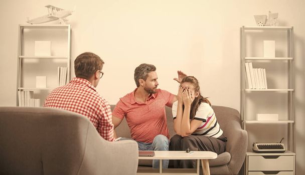 couple sitting at psychologist solving aggression problem, family lawyer - Photo, Image