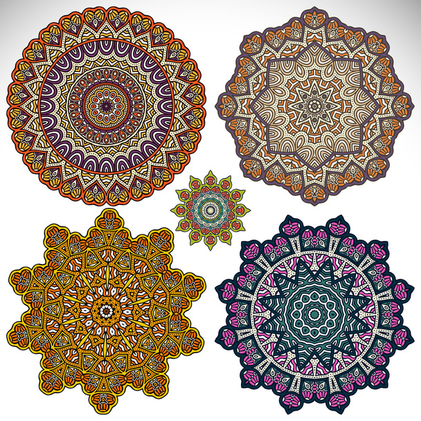 Mandala. Round Ornament Pattern. Vintage decorative elements. Hand drawn background. Islam, Arabic, Indian, ottoman motifs. - Vetor, Imagem