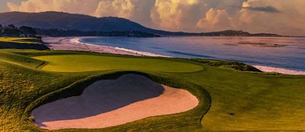 A view of Pebble Beach golf  course, Hole 9, Monterey, California, USA - Foto, Imagen