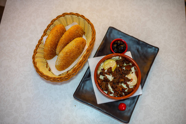 Traditionelles marokkanisches Frühstück in einer Cafeteria - Foto, Bild