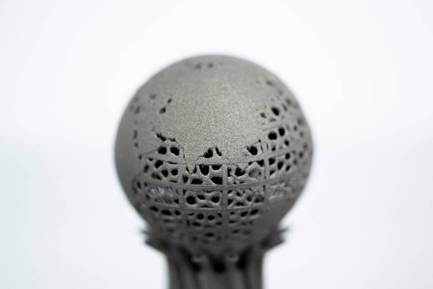 Modely vytištěné na 3D tiskárně pro kovové makro. Detailní záběr na povrch objektu. - Fotografie, Obrázek