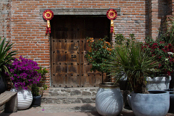 Vélos vintage, routes, fleurs, artisanat et plus à Valquirico Tlaxcala, Mexique - Photo, image