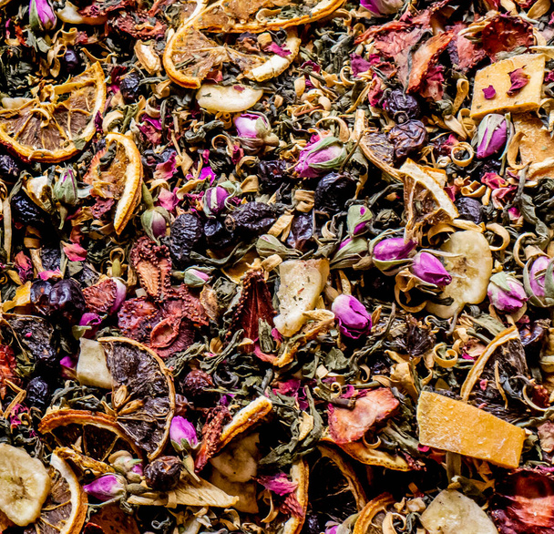 Gros plan sur le thé de désintoxication sur le marché à Istanbul, Turquie - Photo, image