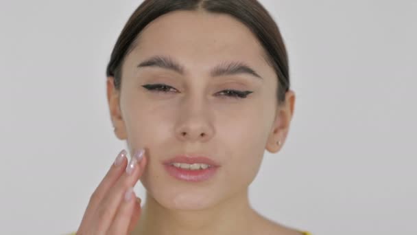 Tvář španělské ženy s bolestí zubů - Záběry, video