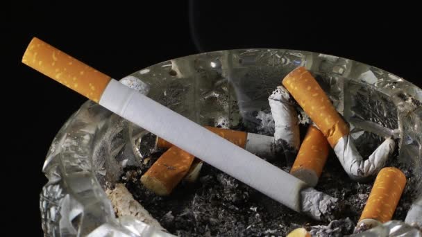 Τσιγάρο στο τασάκι χρονική - Πλάνα, βίντεο