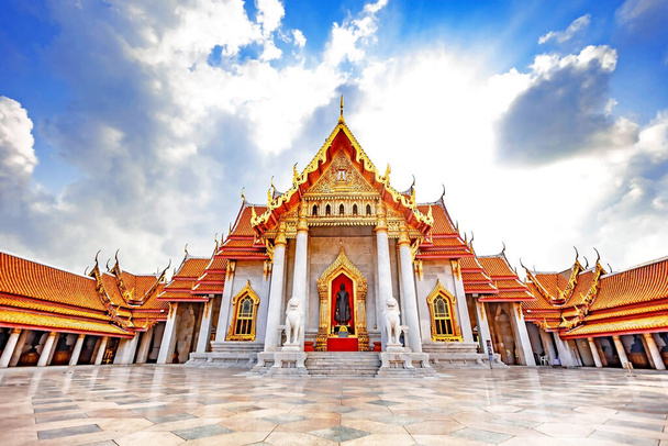 De marmeren tempel (Wat Benchamabophit) Bangkok Thailand - Foto, afbeelding