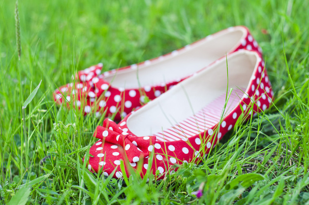 Sapatos vermelhos
 - Foto, Imagem