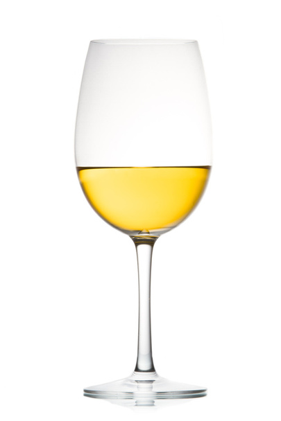 A glass of white wine, isolated on a white background. - Foto, Imagen