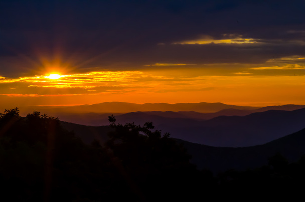 Sunrise üzerinden Blue Ridge - Fotoğraf, Görsel