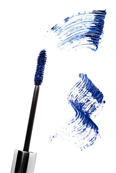 Синій туш і пензлик ізольовані на білому
 - Фото, зображення