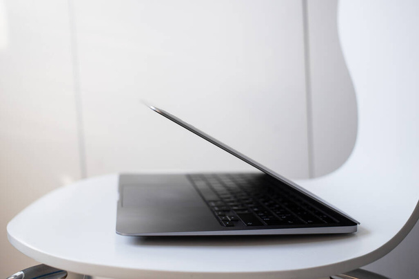 Laptop elegante para trabalho, tecnologia, macrofotografia - Foto, Imagem