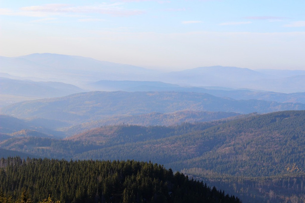 Vista da Babia Gora, Beskidy, Polonia
 - Foto, immagini