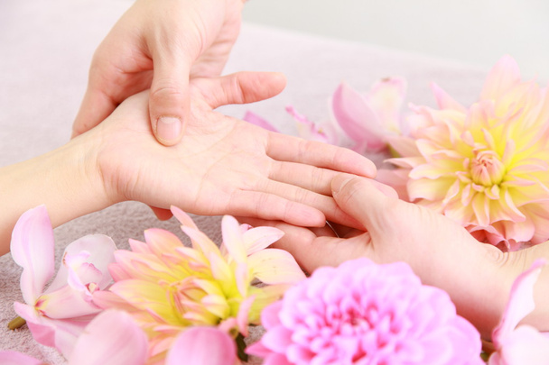 Hand massage - Foto, immagini