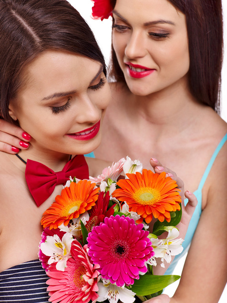 Çiçek ile lezbiyen kadınlar. - Fotoğraf, Görsel