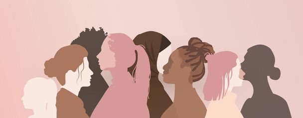女性が力をつけ、話し合い、アイデアを共有するのを助ける女性コミュニティ。多民族多様性の女性と少女の社会的ネットワークコミュニケーショングループです。ベクトルイラスト抽象的な顔シルエットプロフィール - ベクター画像