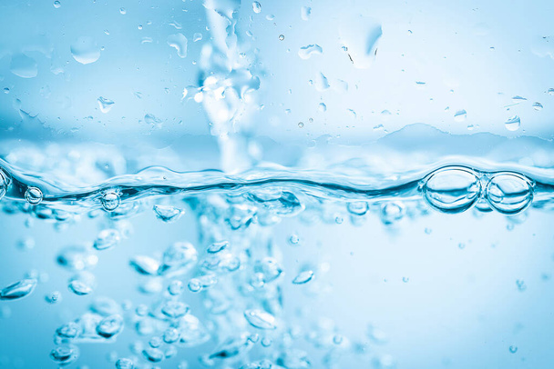 Víz alatti levegő kék buborékok friss használata a háttérben - Fotó, kép