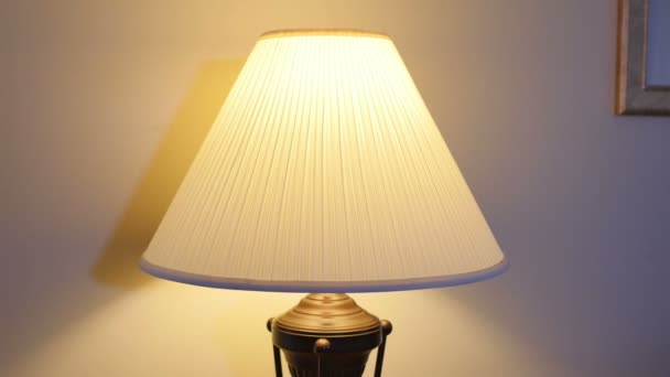 Spegnimento e accensione della lampada
 - Filmati, video