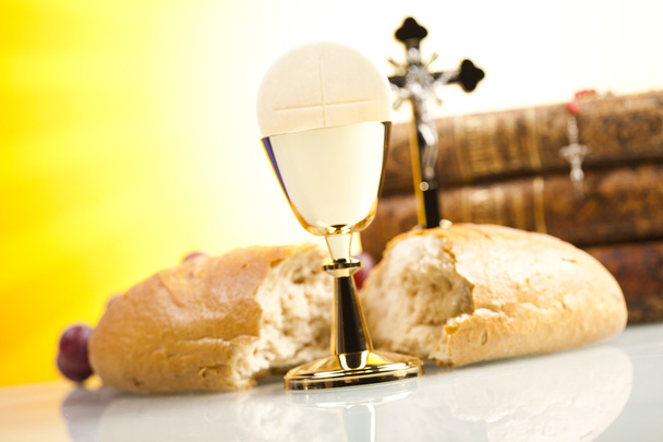 Sacrament of communion - 写真・画像