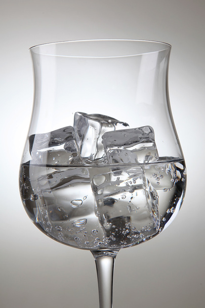 Glass with ice cubes - Zdjęcie, obraz