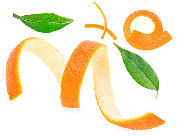 Orange fruit collection - orange twist and leaves of orange isolated on a white background. - Foto, Imagem