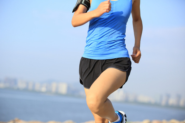Juoksija urheilija käynnissä
 - Valokuva, kuva