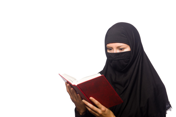 Moslimvrouw met boek - Foto, afbeelding
