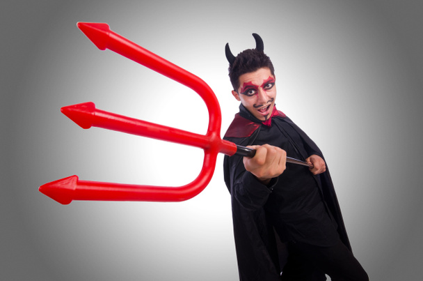 Людина в костюмі диявола
 - Фото, зображення