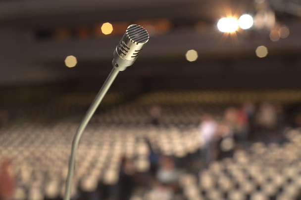 micrófono en el escenario - Foto, imagen