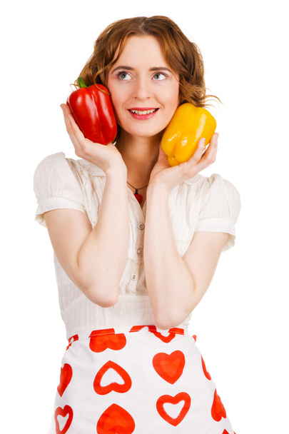 mladá krásná žena s čerstvé papriky - Fotografie, Obrázek