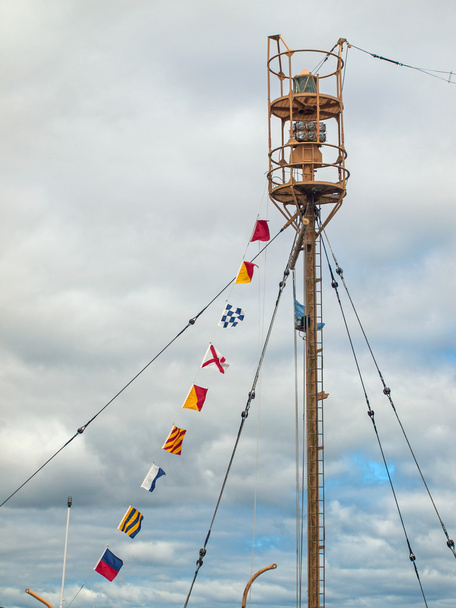 Feu principal Columbia Lightship avec drapeaux nautiques suspendus
 - Photo, image