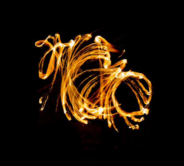 Fire Show Flaming Trails - Zdjęcie, obraz