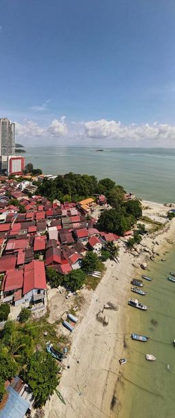 Georgetown, Penang Maleisië - 20 mei 2022: De Straat Kaai, Bezienswaardigheden Gebouwen en Dorpen langs de Omliggende Stranden - Foto, afbeelding