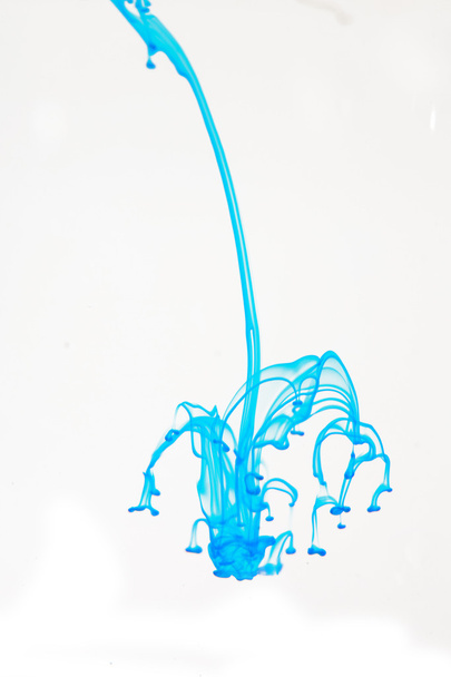 Tinta en el agua - Foto, imagen