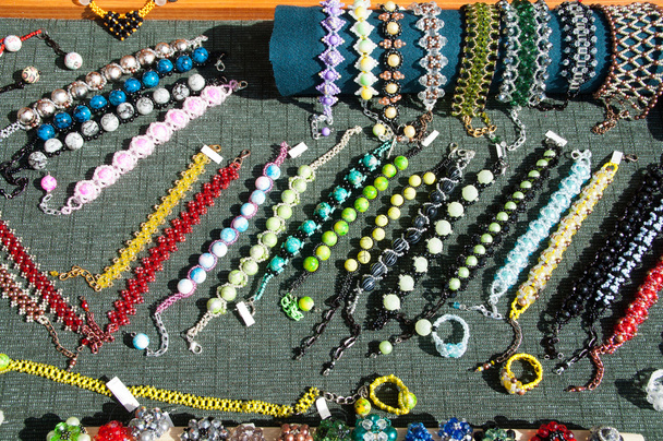 Φορεσιά κοσμήματα και χάντρες - Φωτογραφία, εικόνα