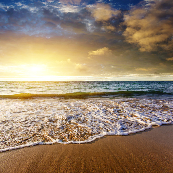 Морской пейзаж на пляже
 - Фото, изображение