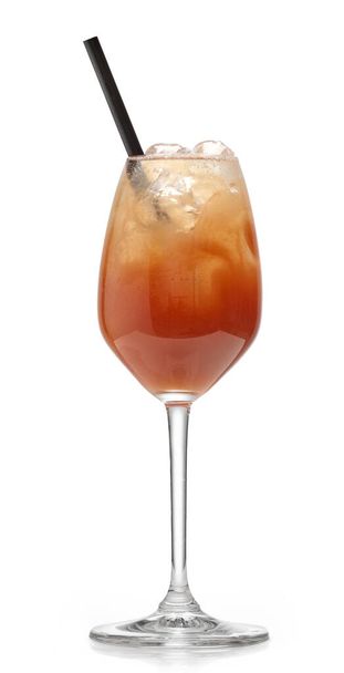 bicchiere di succo di prugna cocktail isolato su sfondo bianco - Foto, immagini