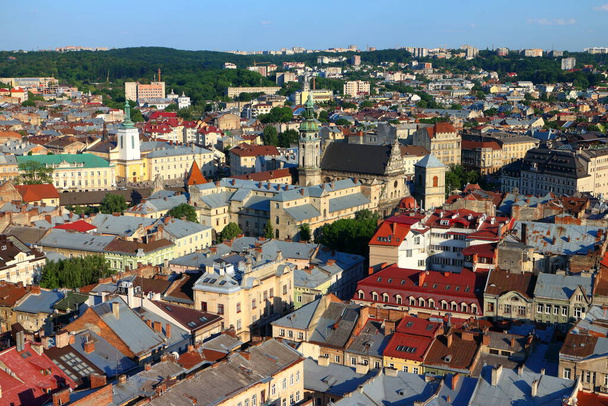 Panorama du vieux centre historique de Lviv. Ukraine, Europe. Vue sur la ville, depuis l'air - Photo, image